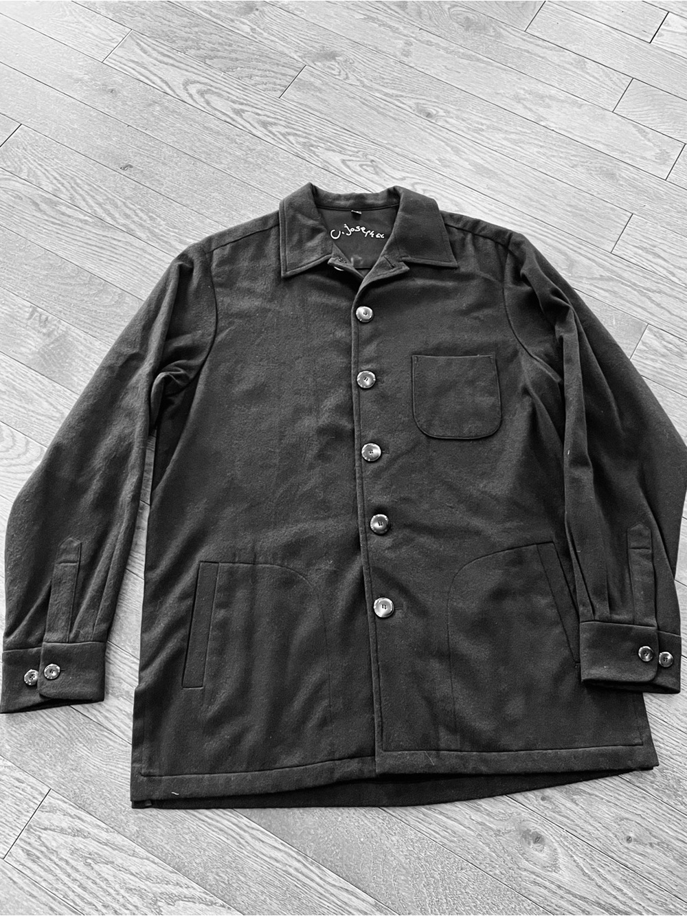 C. Joseph Clothiers 100% Cashmere Chore Coat Jacket Men’s Size M Black NY Design